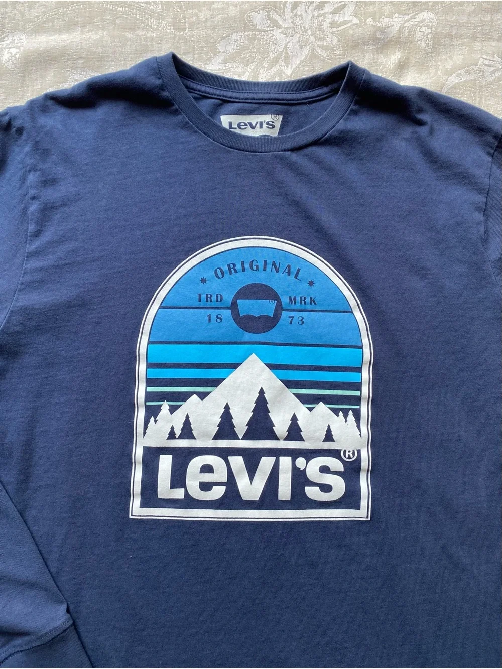 Levis elevate your